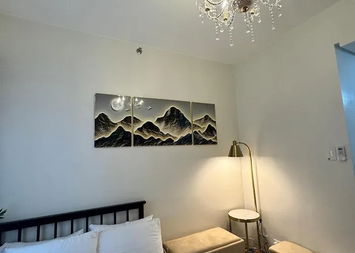 Elegant Unit With Kitchen, Afterwork Staycation 7pm Checkin Aparthotel