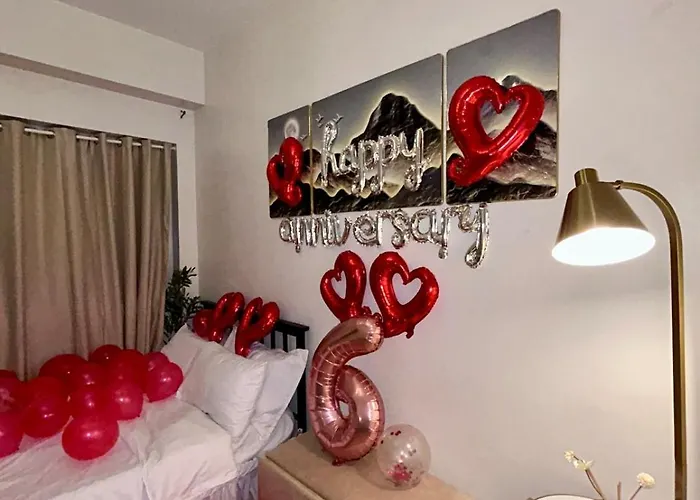 Elegant Unit With Kitchen, Afterwork Staycation 7pm Checkin Aparthotel